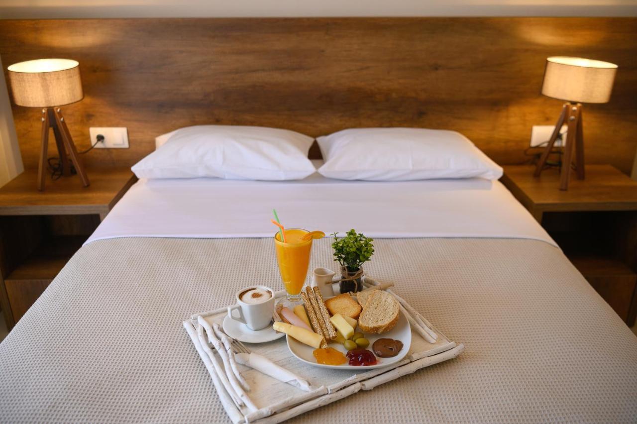 Olympic Hotel Moirai Экстерьер фото
