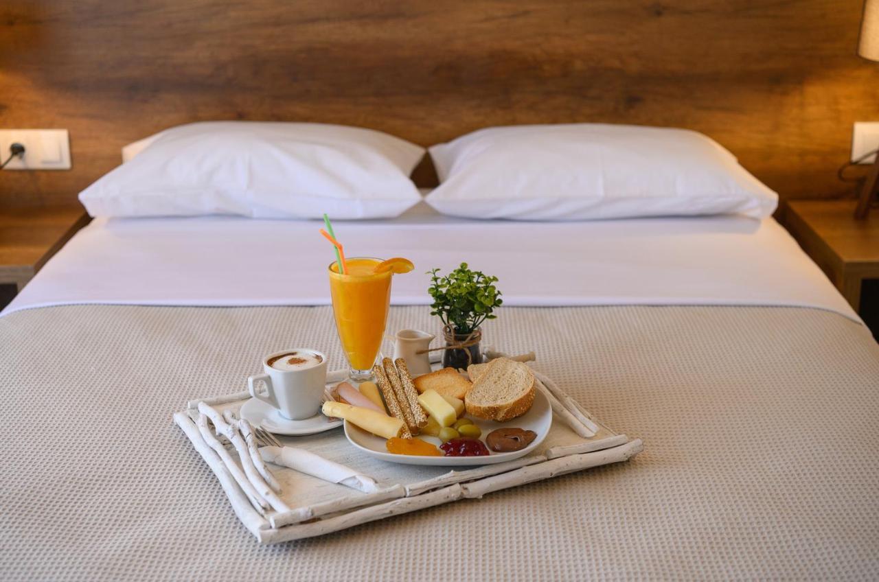 Olympic Hotel Moirai Экстерьер фото